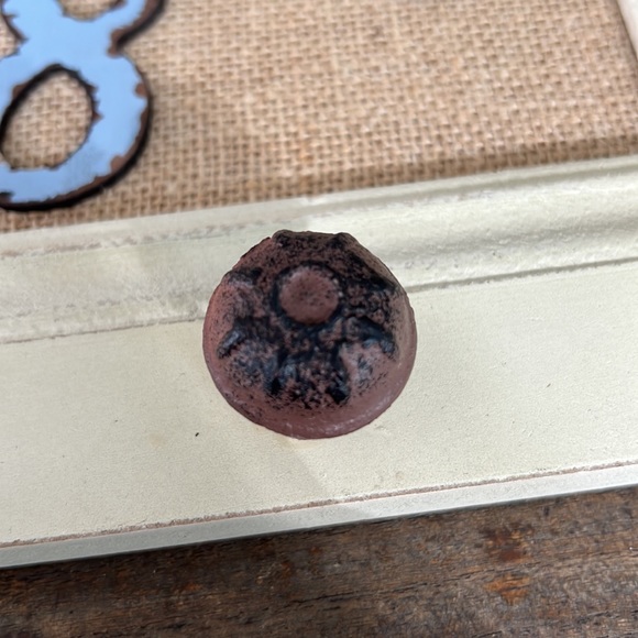 FARMHOUSE wall-mounted rustic coat hook board - Picture 3 of 5